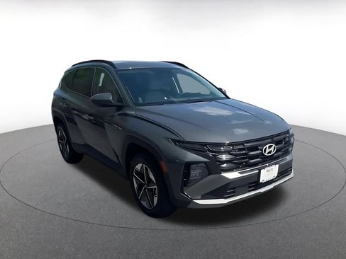 Used 2025 Hyundai Tucson SEL image 3