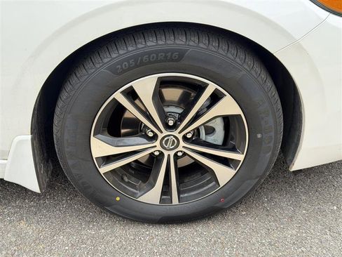 Used 2023 Nissan Sentra SV w/ All-Weather Package image 17