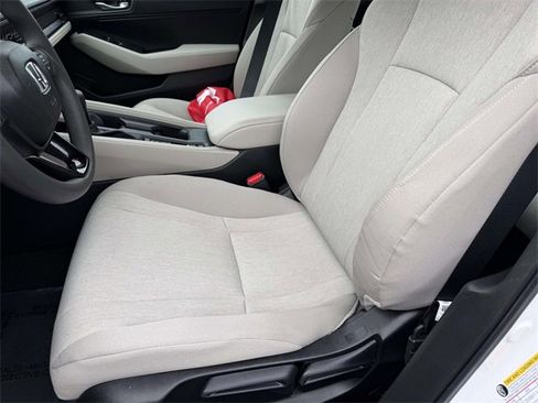 Used 2025 Honda Accord LX image 12