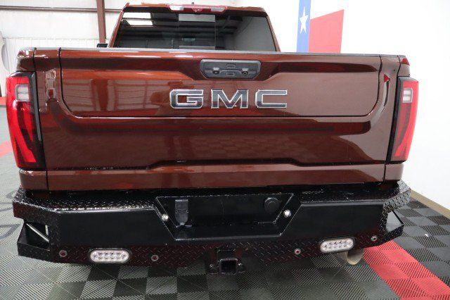 Used 2024 GMC Sierra 2500 Denali Ultimate AWD/4WD image 12