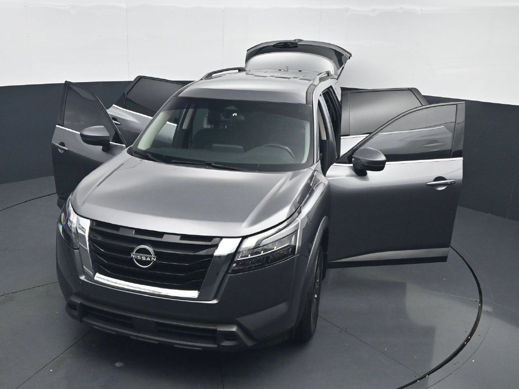 Used 2024 Nissan Pathfinder SV FWD image 56