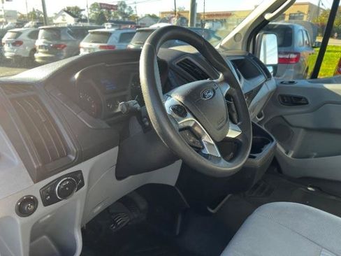 Used 2016 Ford Transit 250 130 Medium Roof RWD image 10