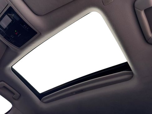 Used 2018 Lexus RX 350 FWD w/ Premium Package image 32