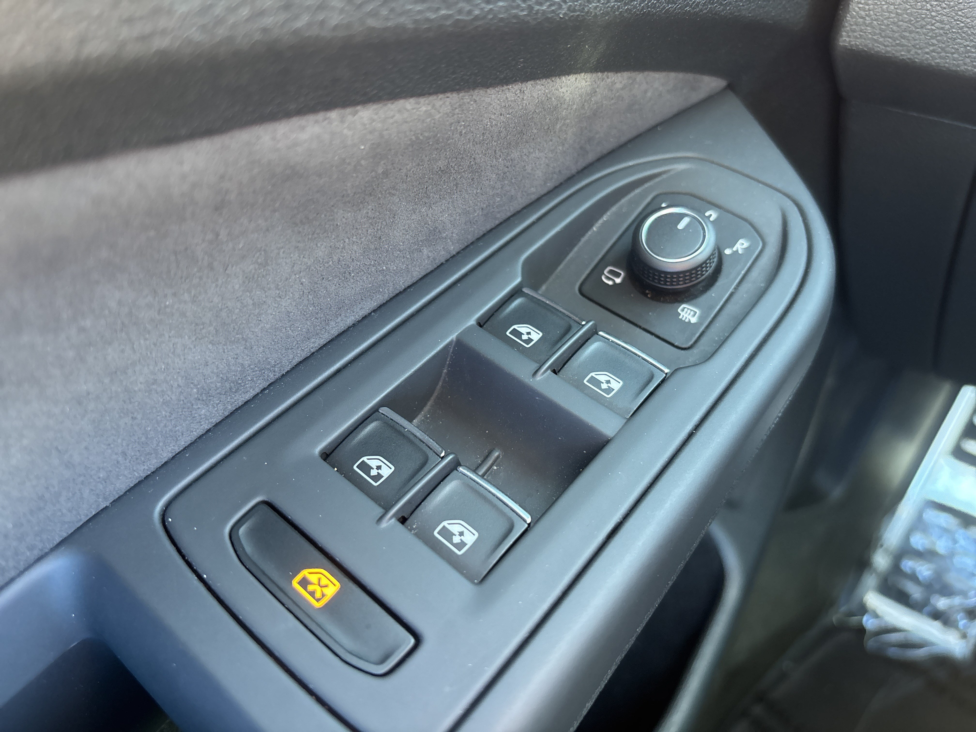 Used 2024 Volkswagen GTI S FWD image 21