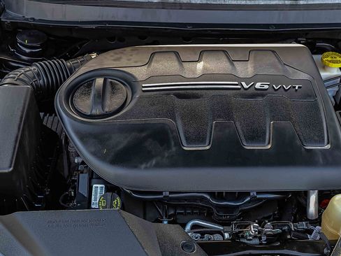 Used 2020 Jeep Cherokee Limited AWD/4WD image 26
