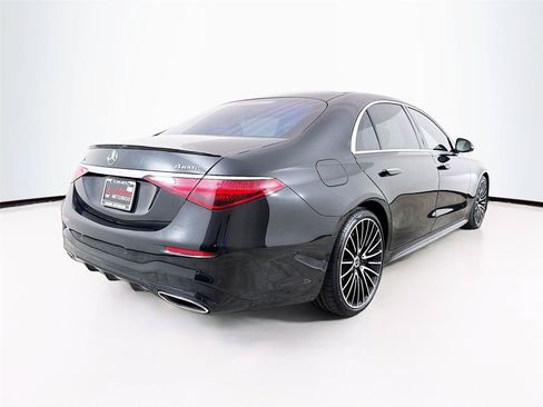 Used 2022 Mercedes-Benz S 500 4MATIC w/ AMG Line Package image 42