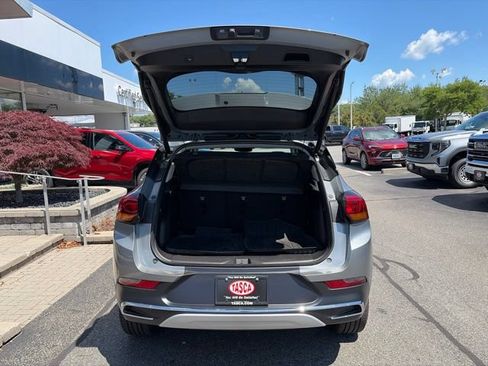 Used 2023 Buick Encore GX Essence w/ Experience Buick Package AWD/4WD image 38
