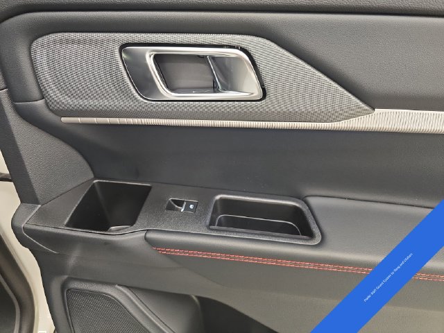 New 2026 Ford Explorer ST-Line w/ ST-Line Street Pack AWD/4WD image 17