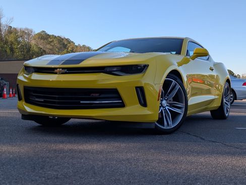 Used 2016 Chevrolet Camaro LT w/ RS Package image 4