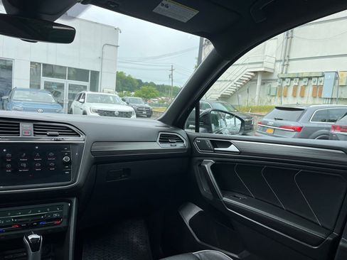 Used 2023 Volkswagen Tiguan SEL R-Line AWD/4WD image 24