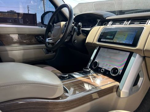 Used 2018 Land Rover Range Rover HSE AWD/4WD image 35