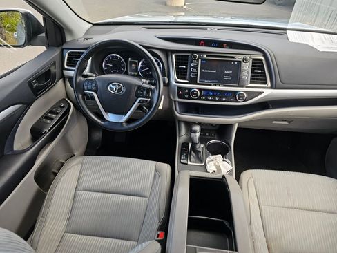 Used 2019 Toyota Highlander Plus image 16
