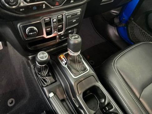 Used 2023 Jeep Wrangler Unlimited Sahara w/ Cold Weather Group image 20