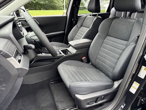 New 2026 Nissan Rogue SL AWD/4WD image 13