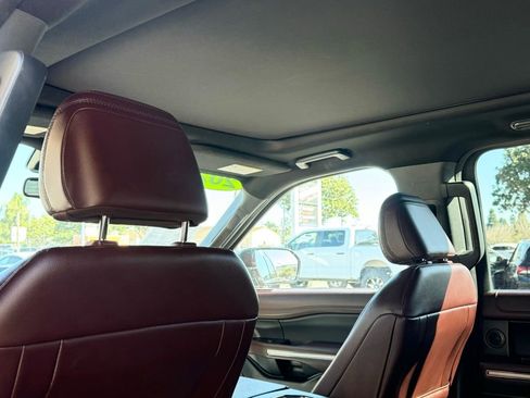 Used 2023 Ford Expedition Max Limited image 24