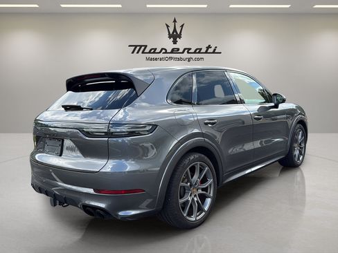 Used 2021 Porsche Cayenne GTS AWD/4WD image 5