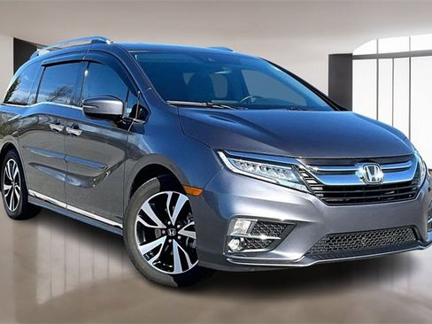Used 2018 Honda Odyssey Elite image 3