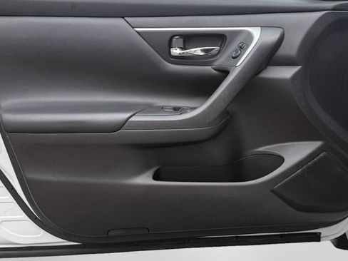 Used 2017 Nissan Altima 2.5 S image 14