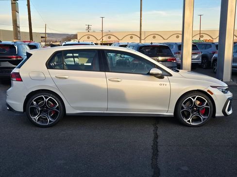 New 2026 Volkswagen GTI Autobahn image 6