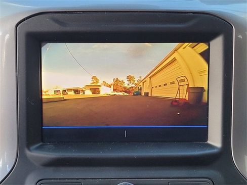 Used 2022 GMC Sierra 2500 Pro w/ Convenience Package image 12