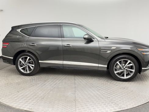 Certified 2026 Genesis GV80 2.5T Advanced AWD/4WD image 9