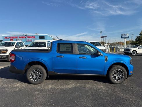 New 2025 Ford Maverick XLT w/ Equipment Group 301A image 8