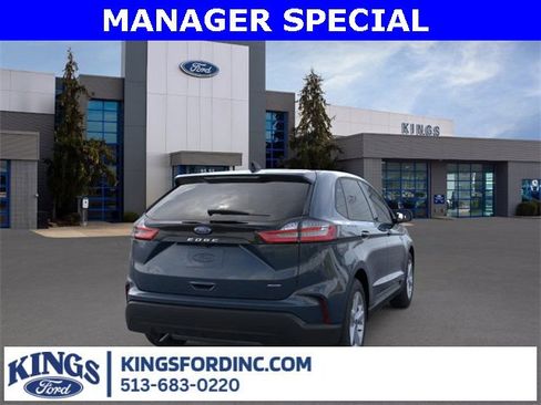 New 2024 Ford Edge SE image 8
