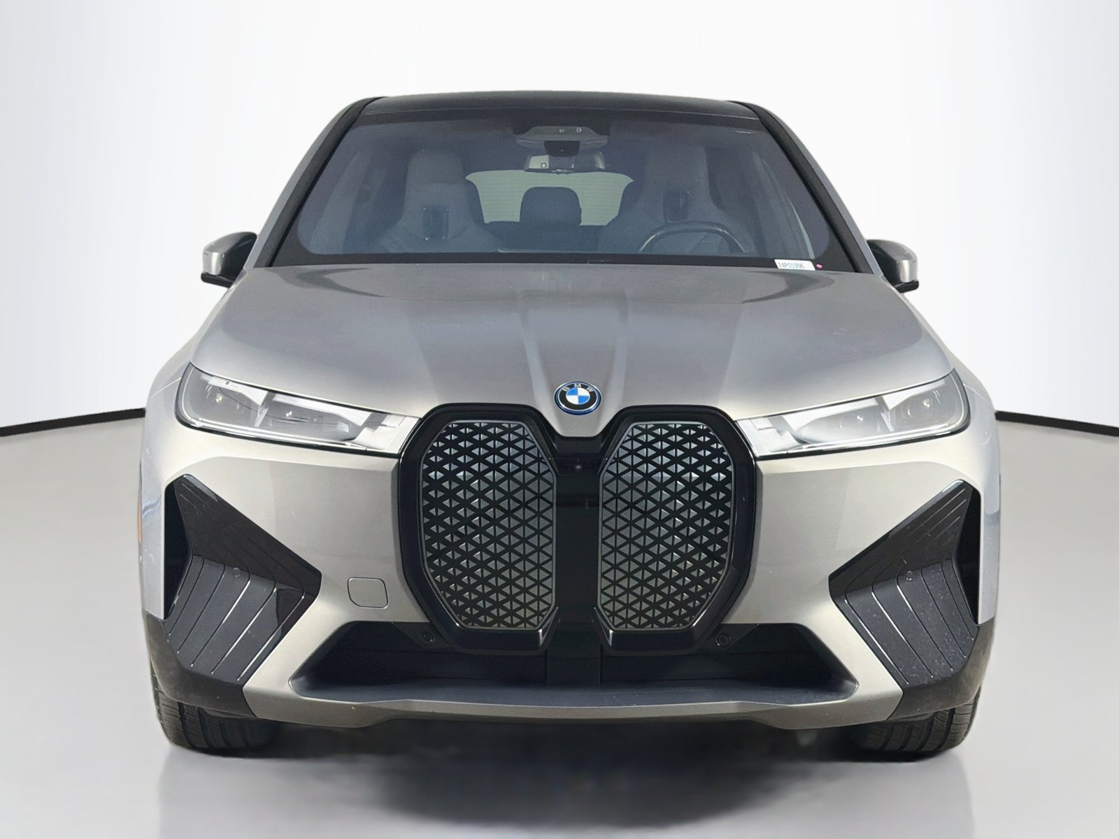 Certified 2024 BMW iX xDrive50 w/ Premium Package AWD/4WD image 2