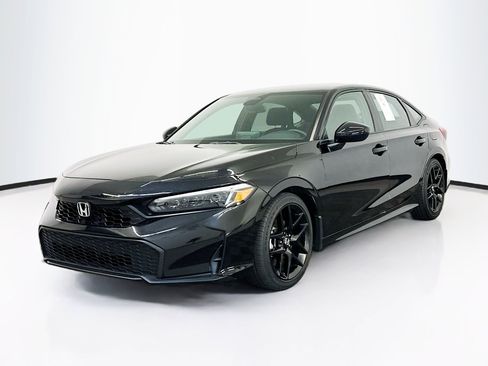 Used 2025 Honda Civic Sport image 3