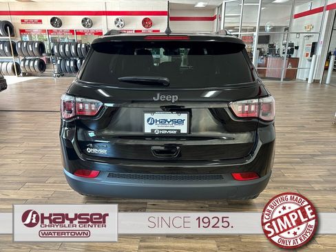 New 2026 Jeep Compass Latitude image 4