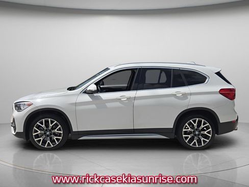 Used 2021 BMW X1 sDrive28i w/ Convenience Package FWD image 3