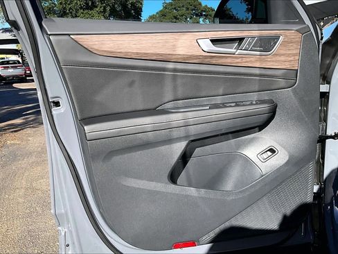 New 2026 Volkswagen Atlas SEL Premium R-Line image 10