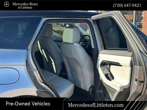 Used 2020 Land Rover Range Rover Evoque SE image 24