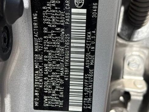 Used 2016 Toyota Camry SE FWD image 18