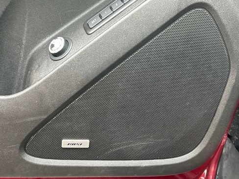 Used 2018 Chevrolet Equinox Premier FWD image 18