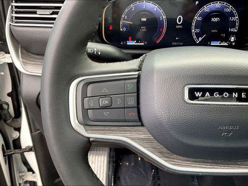 Certified 2024 Jeep Wagoneer Series III AWD/4WD image 18