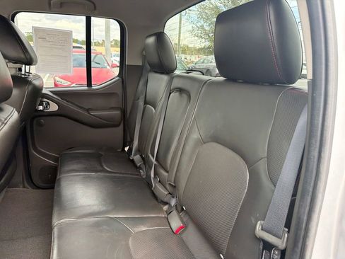 Used 2010 Nissan Frontier PRO-4X w/ Pro-4x Value Truck Pkg image 21