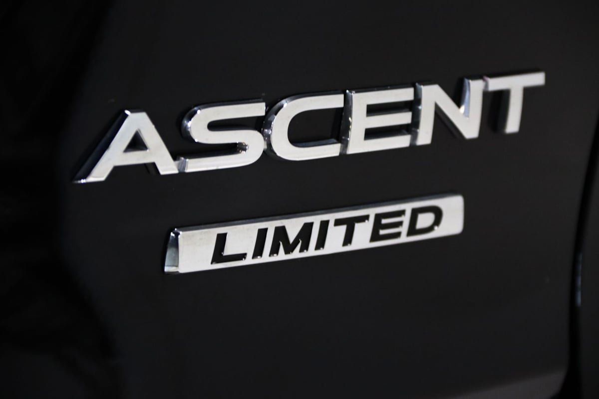 Used 2023 Subaru Ascent Limited w/ Technology Package AWD/4WD image 12
