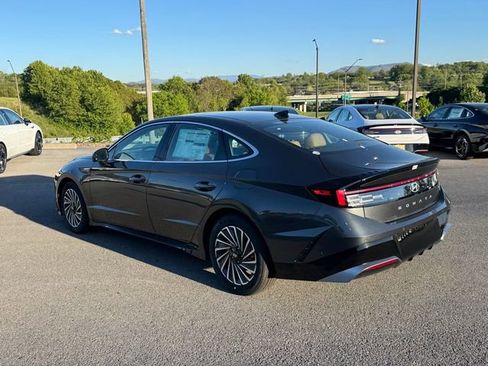 New 2026 Hyundai Sonata Limited FWD image 5