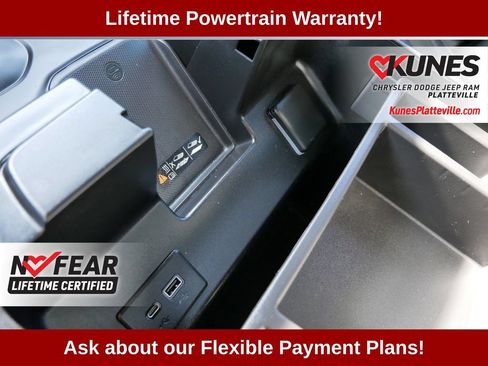 Used 2023 GMC Sierra 1500 Denali w/ Denali Reserve Package AWD/4WD image 28