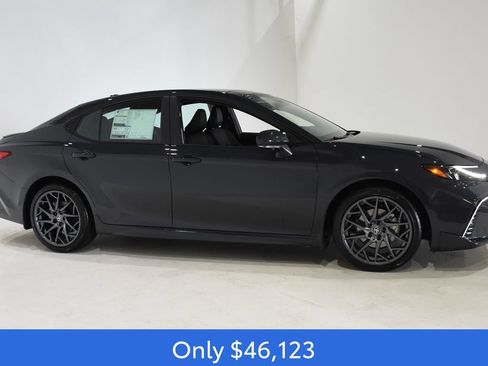 New 2026 Toyota Camry XSE AWD/4WD image 3