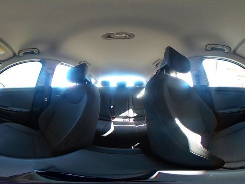 Used 2025 Kia K4 FWD image 38
