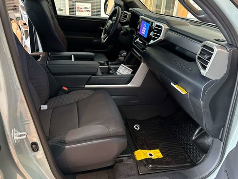 New 2026 Toyota Tundra SR5 w/ SR5 Convenience Package image 18