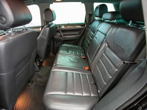 Used 2008 Volkswagen Touareg V10 TDI image 24