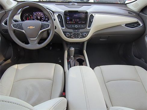 Certified 2020 Chevrolet Malibu Premier image 22