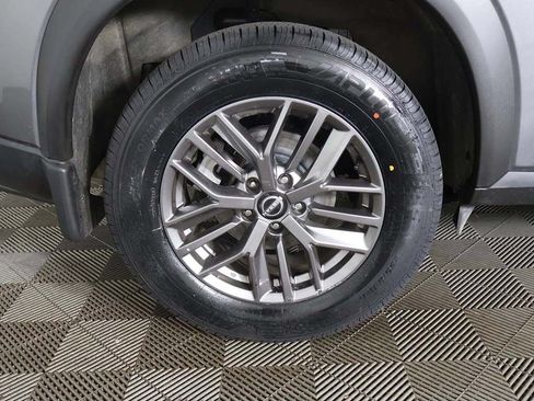 Used 2023 Nissan Rogue S AWD/4WD image 17