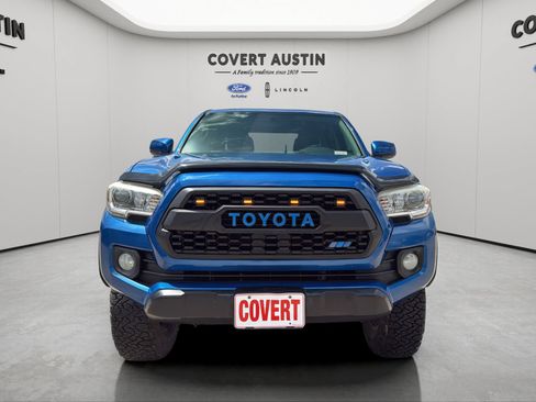 Used 2016 Toyota Tacoma SR5 w/ Towing Package RWD image 8
