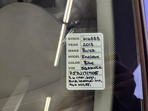 Used 2013 Buick Enclave Leather image 24