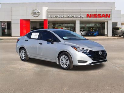 New 2025 Nissan Versa S w/ Trunk Package