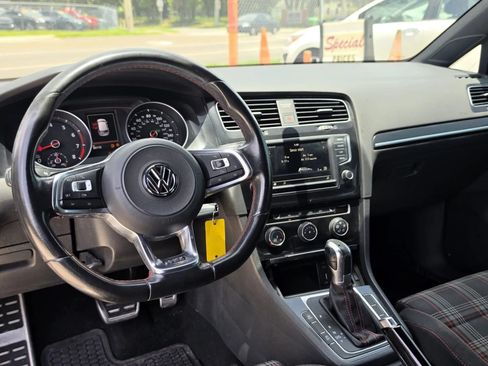 Used 2017 Volkswagen GTI S FWD image 16